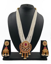 Traditional Designer Wedding Geru Polish Kundan Pendant With Pearls Necklace Set For Woman Kundan Necklace Sets